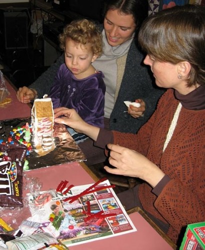 Gingerbread housemaking