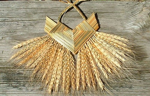 Completed straw weaving