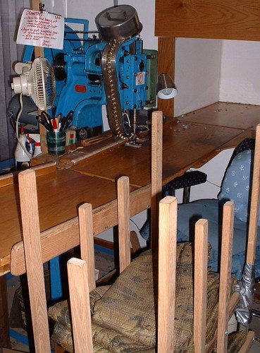 Grommetting machine.