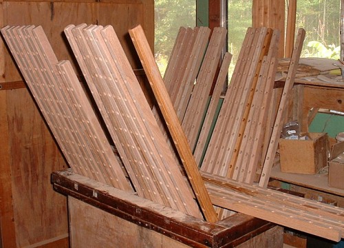 Hammock stretchers.