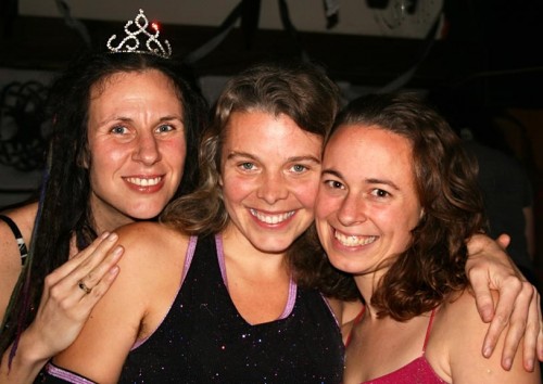 Thea, Apple & Kate