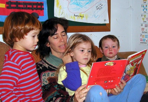 Cleo reads to kids